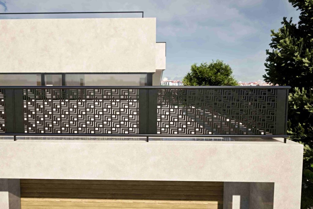 Designové balkonové zábradlí s vypáleným geometrickým motivem